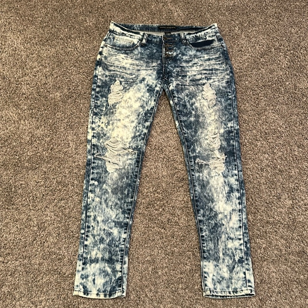 Traffic jeans wear Super Distressed Ripped Jeans Size 5 Light Acid Wash